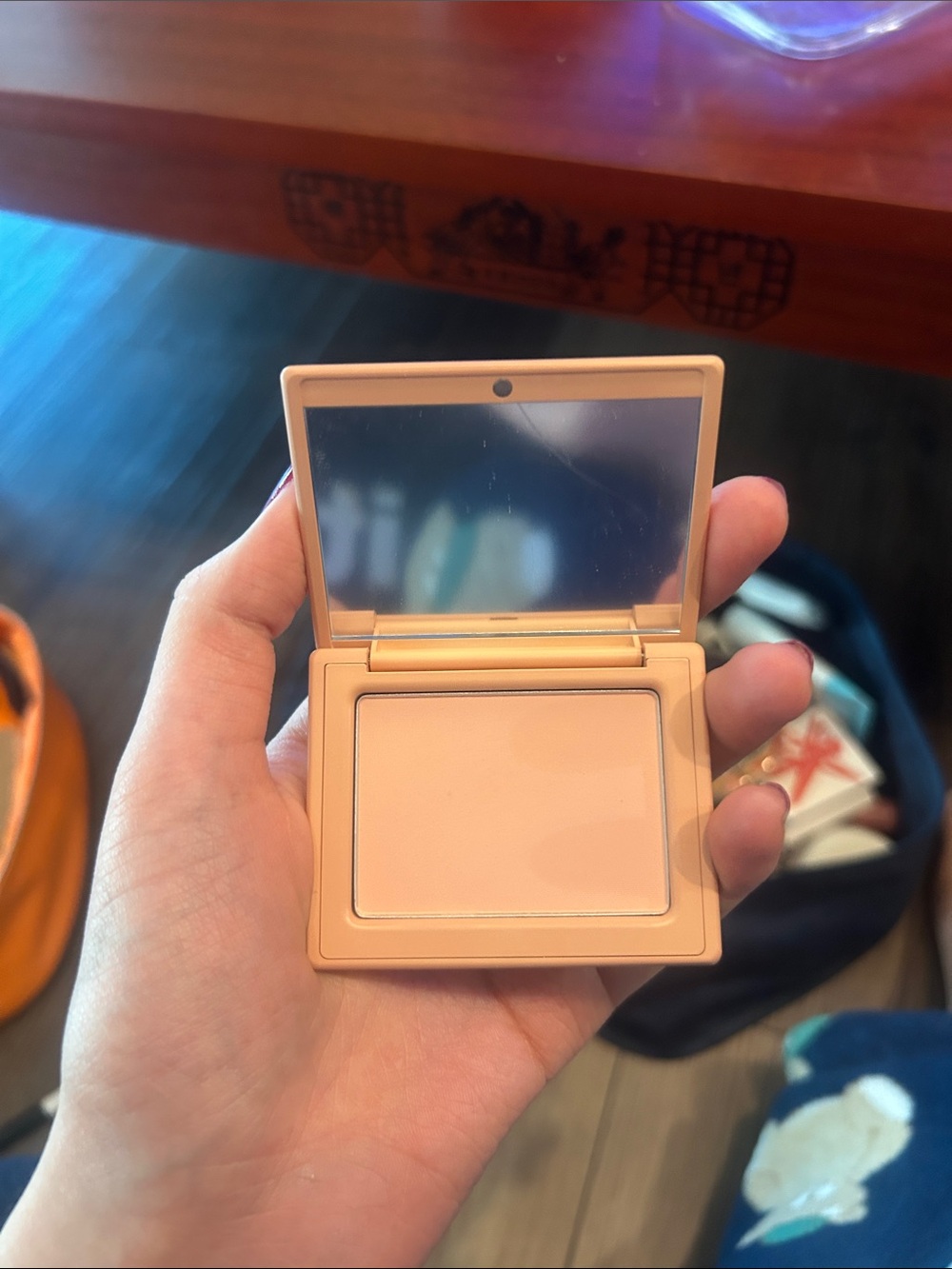 Creamy Beige Compact Face Powder